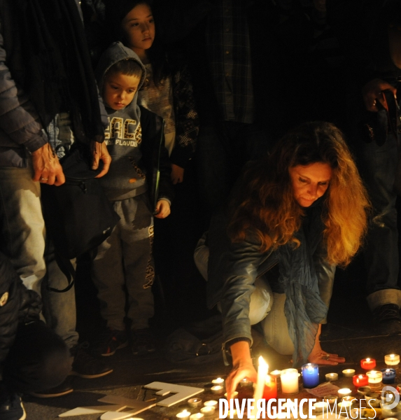 Hommage aux victimes de Paris