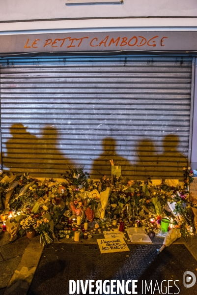 Veillees des parisiens devant les sites des attaques terroristes du 13 novembre 2015