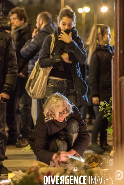 Veillees des parisiens devant les sites des attaques terroristes du 13 novembre 2015