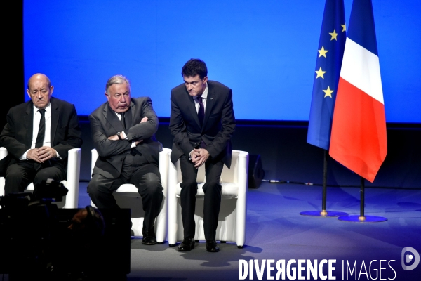 François HOLLANDE devant l Association des Maires de France