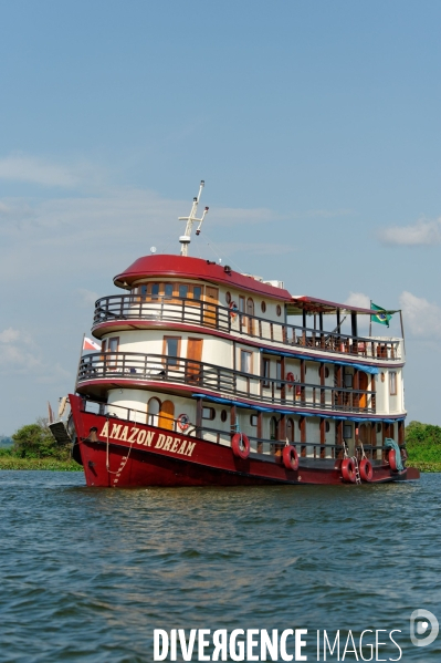 BRESIL , Amazonie : Croisière sur l  Amazon Dream