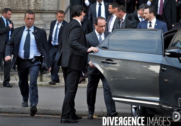 Minute de silence a la Sorbonne