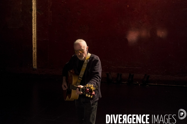 Graham Parker et Eric Naulleau - Lecture Concert au Théâtre des Bouffes du Nord - le 23 novembre 2015