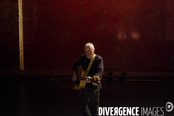 Graham Parker et Eric Naulleau - Lecture Concert au Théâtre des Bouffes du Nord - le 23 novembre 2015