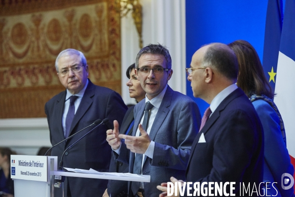 Conference de presse sécurité cop 21