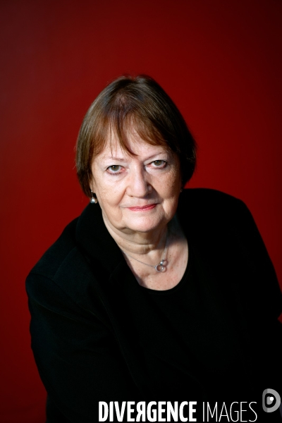 Portrait de Françoise Dumont Présidente de la Ligue des Droits de l Homme