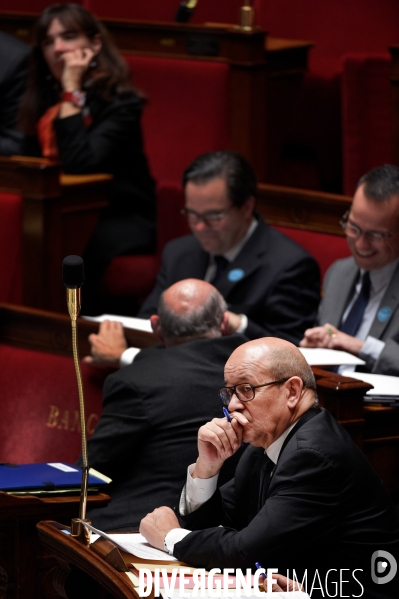 L assemblée nationale approuve la prolongation des frappes françaises en Syrie