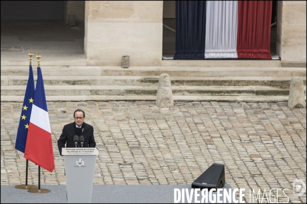 Le président de la république François HOLLANDE préside l hommage national et solennel aux victimes des attentats du 13 novembre, à l Hotel des Invalides.