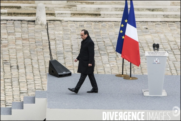 Le président de la république François HOLLANDE préside l hommage national et solennel aux victimes des attentats du 13 novembre, à l Hotel des Invalides.