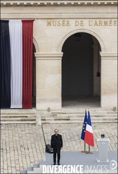 Le président de la république François HOLLANDE préside l hommage national et solennel aux victimes des attentats du 13 novembre, à l Hotel des Invalides.