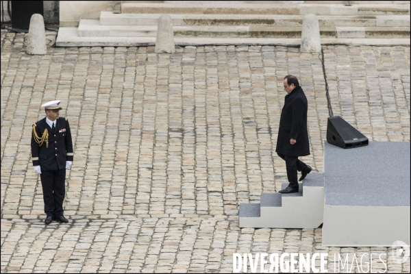 Le président de la république François HOLLANDE préside l hommage national et solennel aux victimes des attentats du 13 novembre, à l Hotel des Invalides.