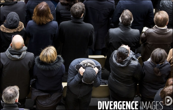 Le président de la république François HOLLANDE préside l hommage national et solennel aux victimes des attentats du 13 novembre, à l Hotel des Invalides.