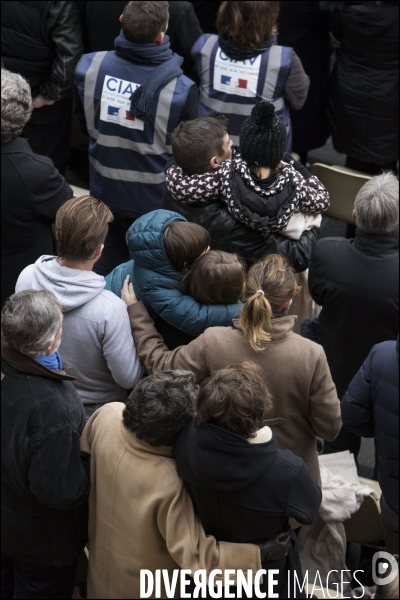 Le président de la république François HOLLANDE préside l hommage national et solennel aux victimes des attentats du 13 novembre, à l Hotel des Invalides.