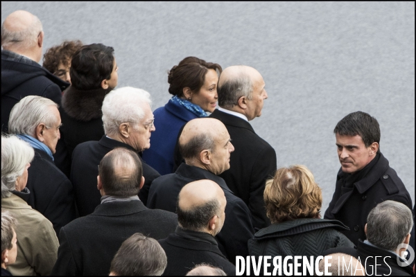 Le président de la république François HOLLANDE préside l hommage national et solennel aux victimes des attentats du 13 novembre, à l Hotel des Invalides.