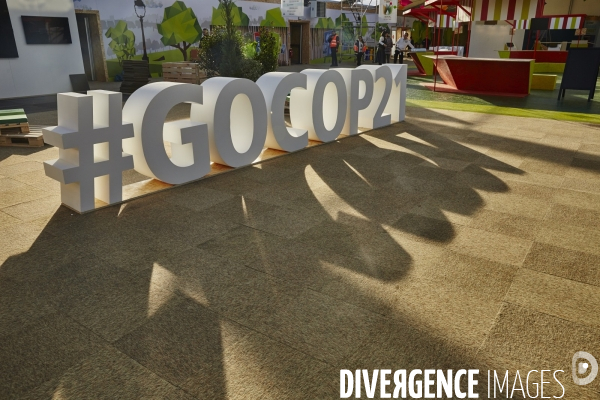 Ambiances COP 21 derniers préparatifs avant ouverture