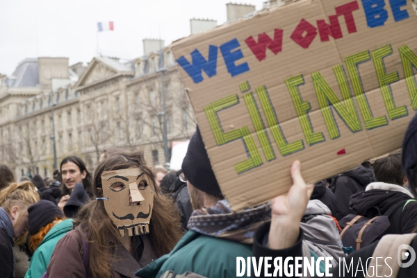 COP 21 : Manifestation place de la République