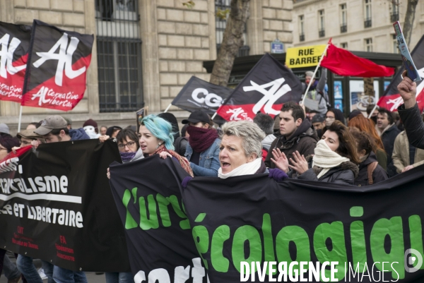 COP 21 : Manifestation place de la République