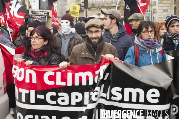 COP 21 : Manifestation place de la République