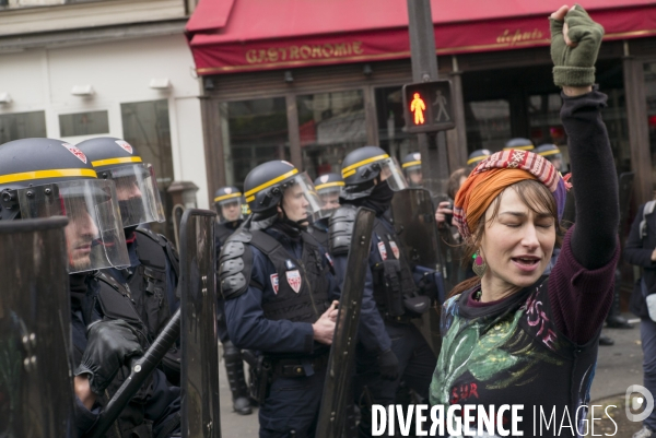 COP 21 : Manifestation place de la République