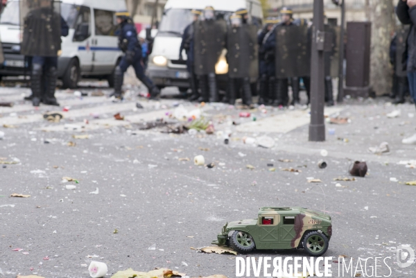 COP 21 : Manifestation place de la République