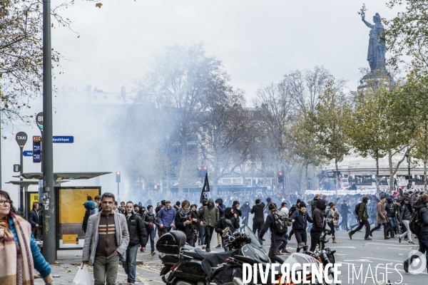 Rassemblements parisiens et Violences place de la Republique  J-1 COP21