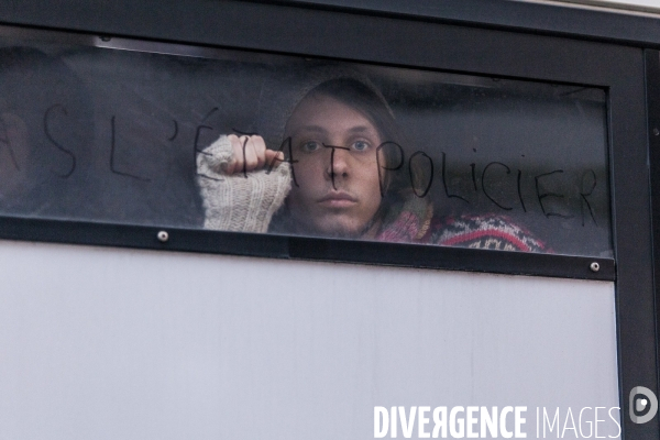 Rassemblements parisiens et Violences place de la Republique  J-1 COP21