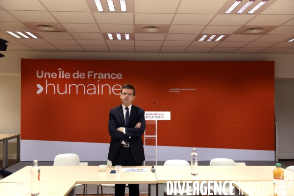 Conférence de presse de la liste PS pour les élections régionales en Ile-de-France
