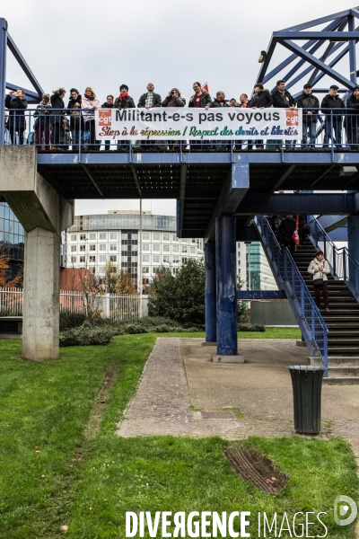 Manifestation de soutien aux salariés d Air France devant le Tribunal de Bobigny