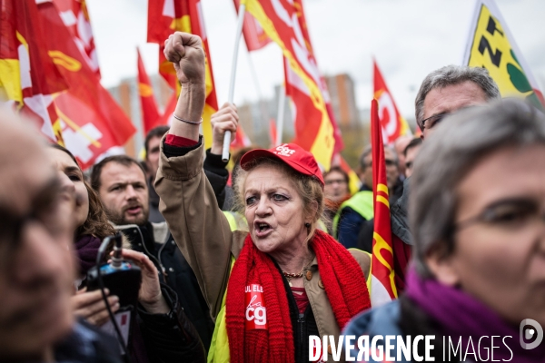 Manifestation de soutien aux salariés d Air France devant le Tribunal de Bobigny