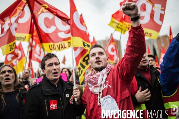 Manifestation de soutien aux salariés d Air France devant le Tribunal de Bobigny