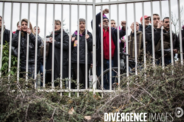 Manifestation de soutien aux salariés d Air France devant le Tribunal de Bobigny