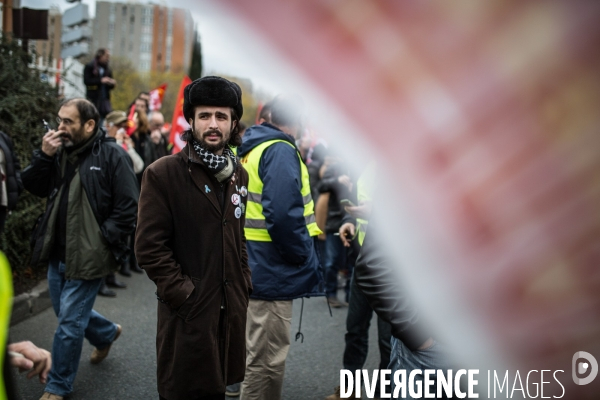 Manifestation de soutien aux salariés d Air France devant le Tribunal de Bobigny