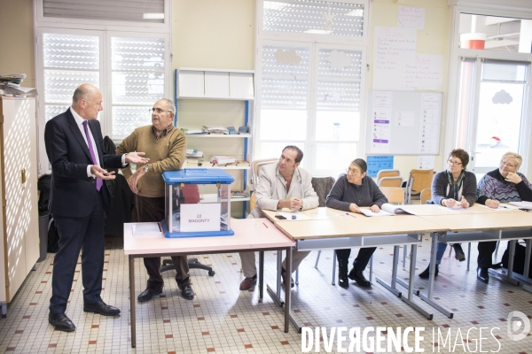 1er tour des elections regionales en Aquitaine Limousin Poitou Charentes