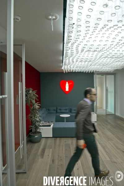 Au nouveau  siege de Coca-Cola France. Ses amenagements interieurs ont obtenu le certificat BREEAM Fit-Out Outstanding, une premiere mondiale.