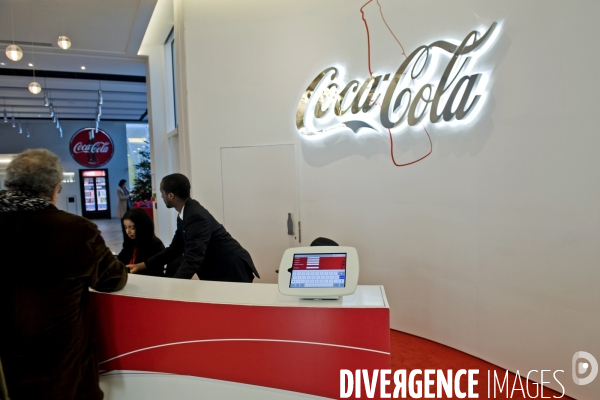 Au nouveau  siege de Coca-Cola France. Ses amenagements interieurs ont obtenu le certificat BREEAM Fit-Out Outstanding, une premiere mondiale.