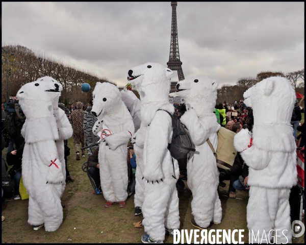 Manifestations à Paris pour le climat