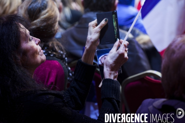 Salle Wagram-Meeting Front National- Régionales Décembre 2015