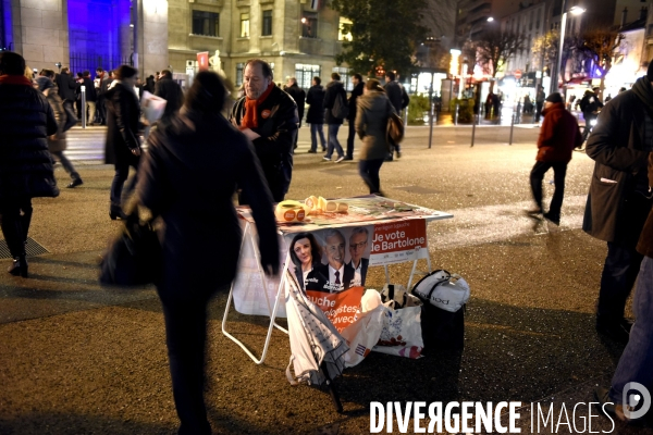 BARTOLONE, COSSE et LAURENT. A Montreuil campagne pour les élections régionales