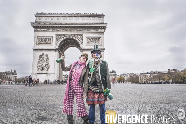 Rassemblement déclarant l Urgence Climatique à la fin de la COP21