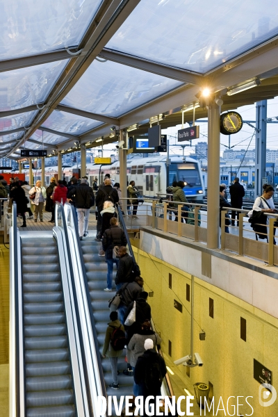 La nouvelle gare Rosa Parks.Nouvel arret du RER E dans le quartier de la porte d  Aubervilliers