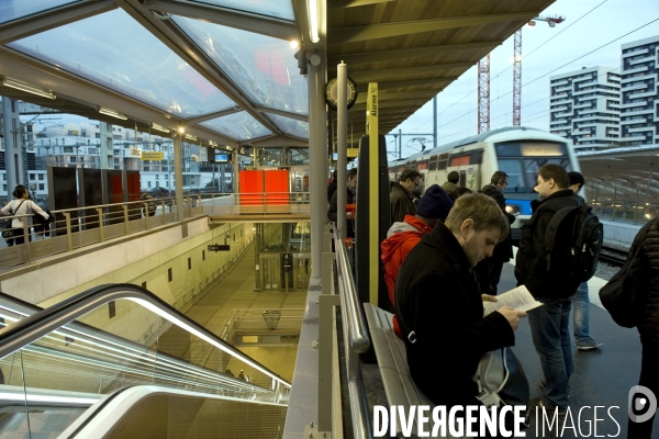 La nouvelle gare Rosa Parks.Nouvel arret du RER E dans le quartier de la porte d  Aubervilliers