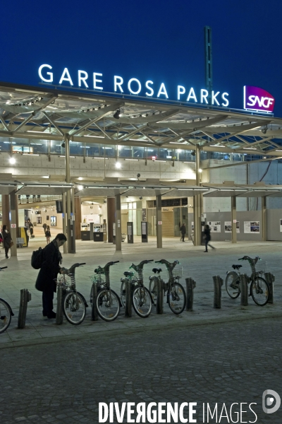 La nouvelle gare Rosa Parks.Nouvel arret du RER E dans le quartier de la porte d  Aubervilliers