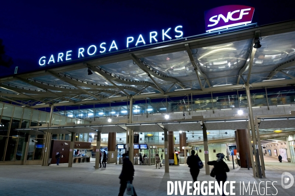 La nouvelle gare Rosa Parks.Nouvel arret du RER E dans le quartier de la porte d  Aubervilliers