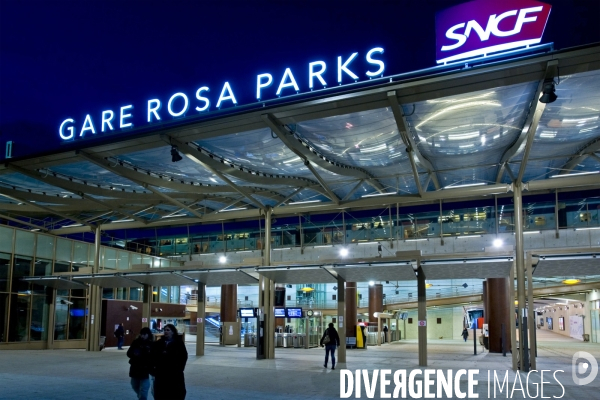 La nouvelle gare Rosa Parks.Nouvel arret du RER E dans le quartier de la porte d  Aubervilliers