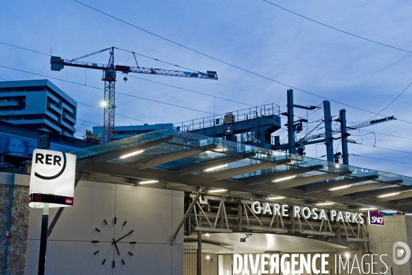 La nouvelle gare Rosa Parks.Nouvel arret du RER E dans le quartier de la porte d  Aubervilliers