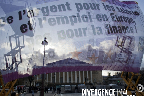 Paris : Manifestation contre les plans d austerite du gouvernement