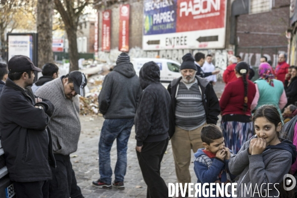 Expulsion d un bidonville d une communauté roumaine par la police nationale.