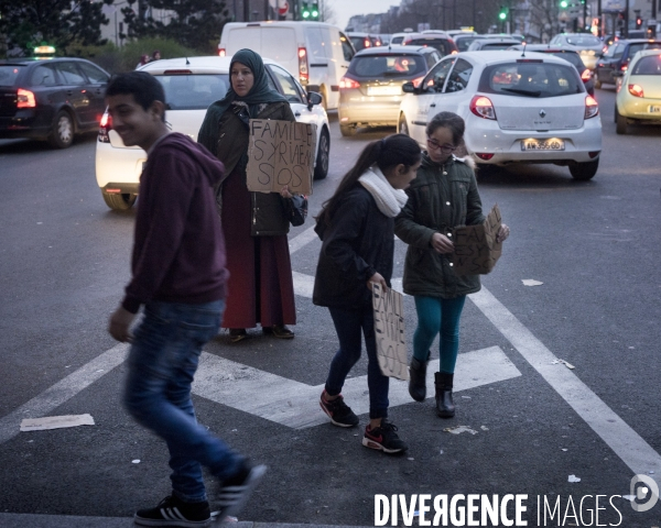 Porte de la Chapelle, familles syriennes mendiants