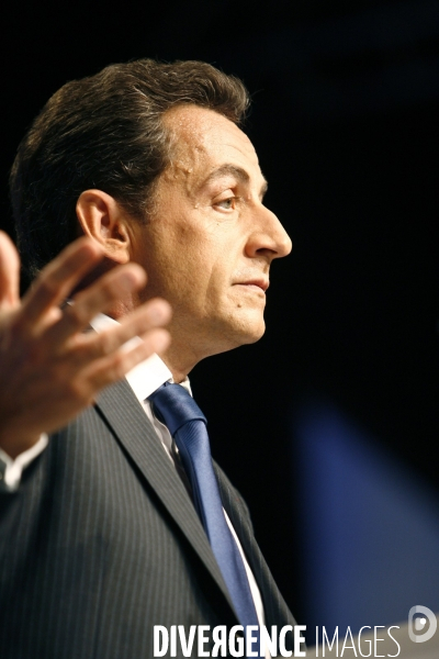 Nicolas sarkozy: meeting a rouen avec le depute-maire pierre albertini(udf) et co-organisateur de la campagne de francois bayrou