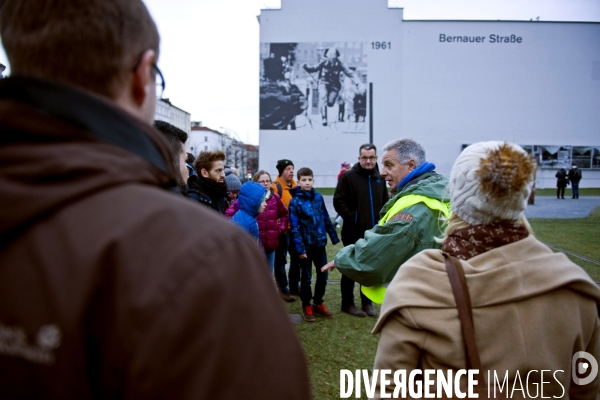 Berlin.Un guide touristique de l association des mondes souterrains, Berliner Unterwelten